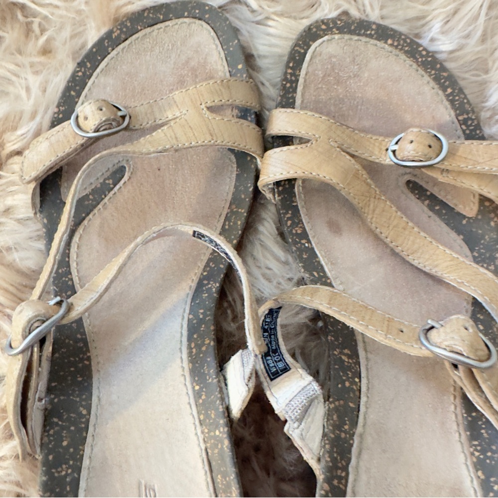 Teva Brown leather Strappy Wedge Sandals, slip on, women’s 8​ - Picture 10 of 12